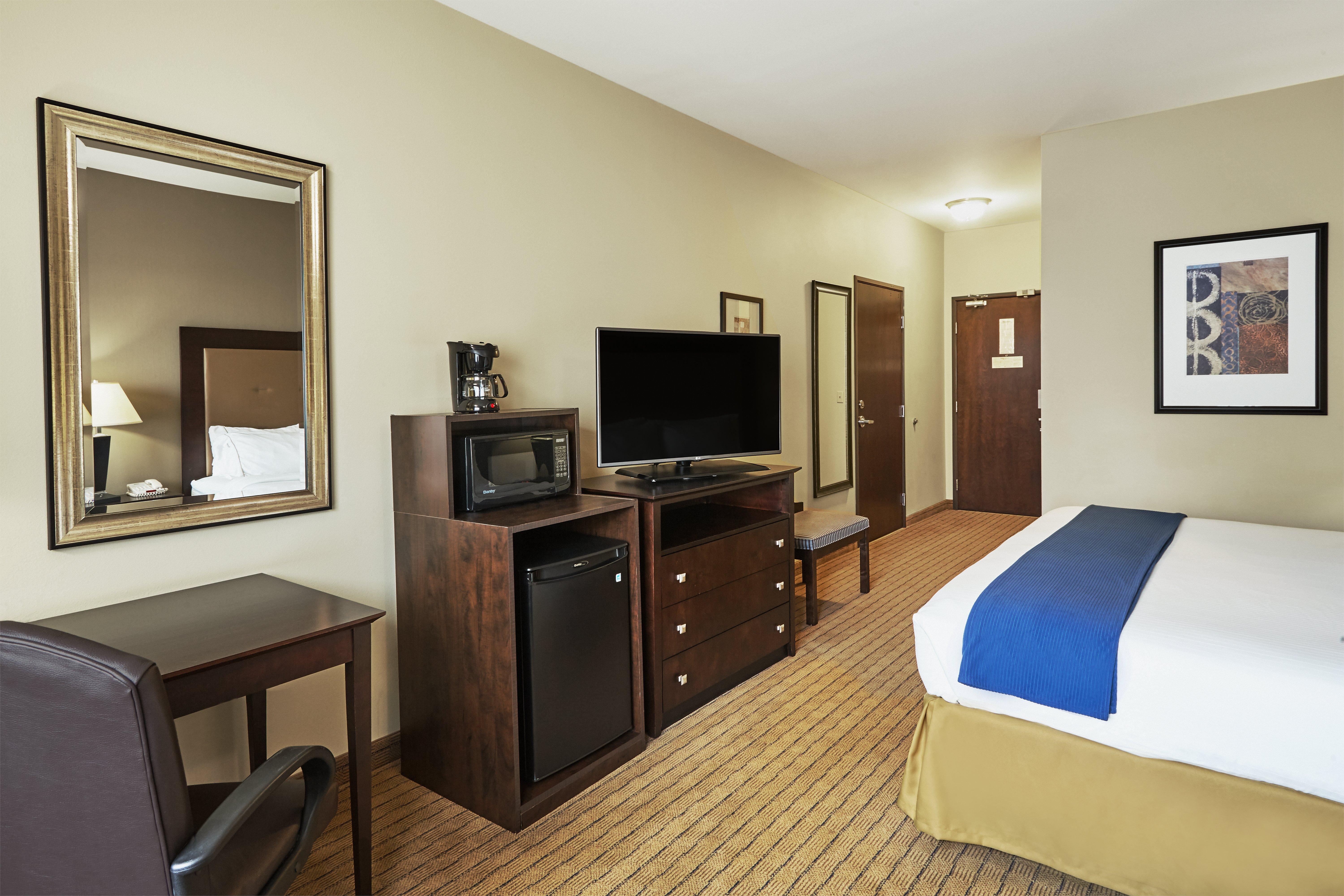 Holiday Inn Express & Suites Madison-Verona By Ihg Kültér fotó