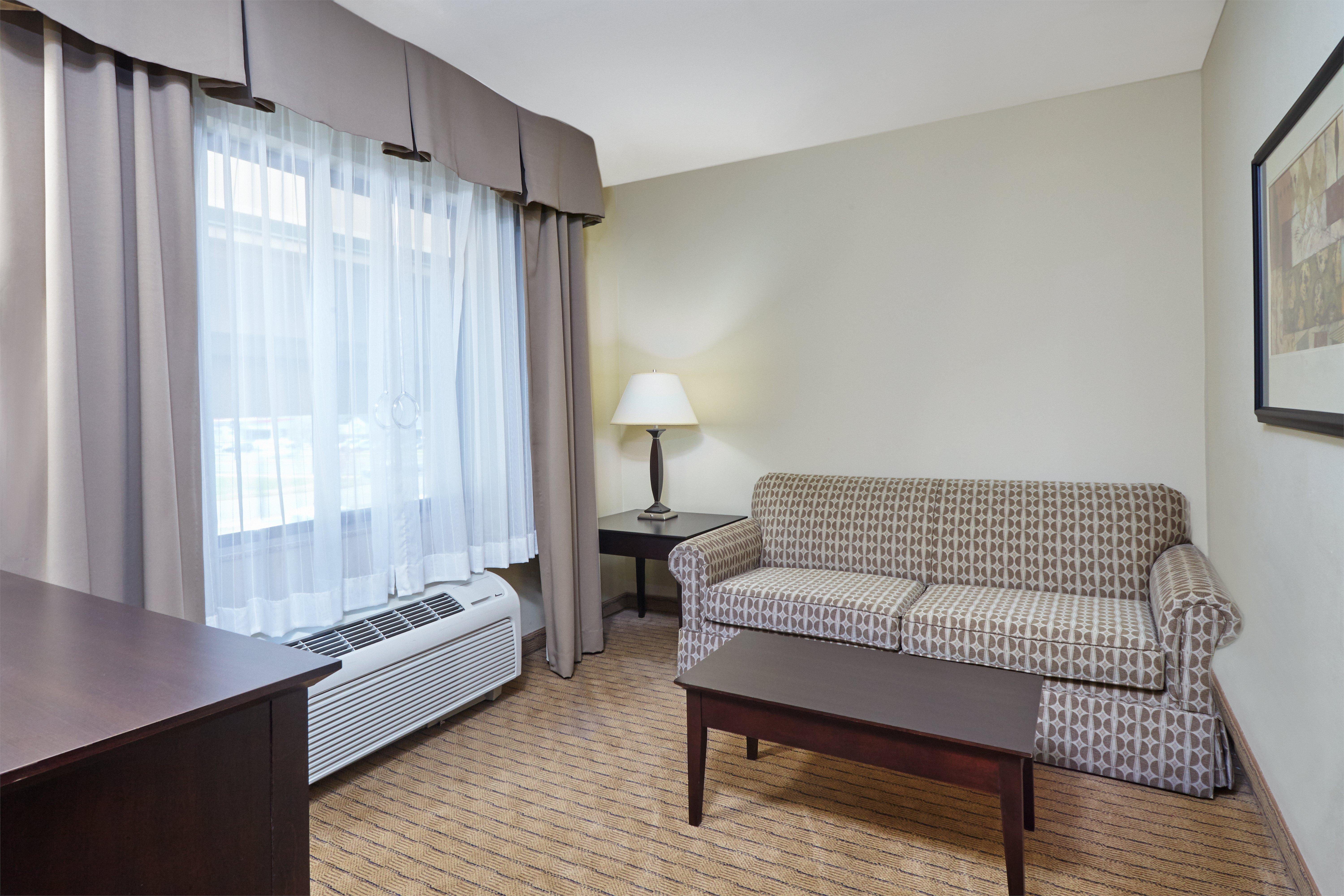 Holiday Inn Express & Suites Madison-Verona By Ihg Kültér fotó